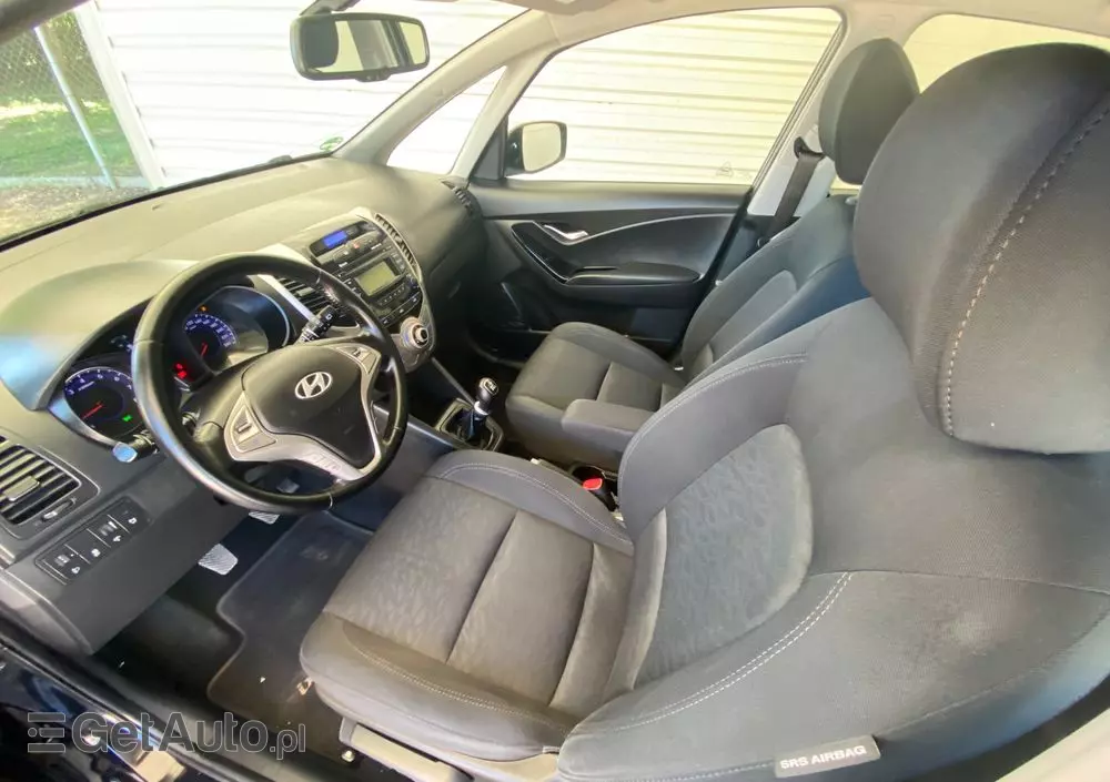 HYUNDAI Ix20 1.6 Comfort blue