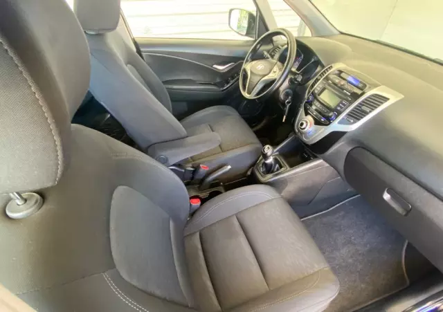 HYUNDAI Ix20 1.6 Comfort blue