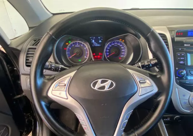 HYUNDAI Ix20 1.6 Comfort blue