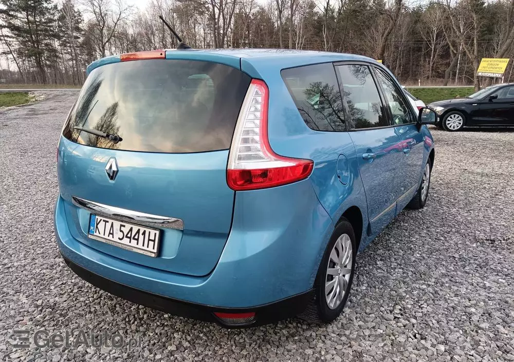 RENAULT Grand Scenic DCi 110 EDC Bose Edition