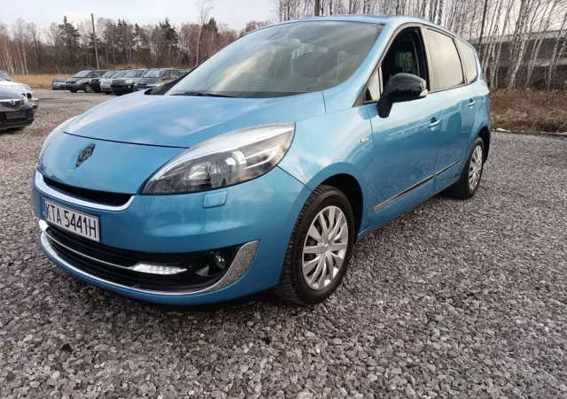 RENAULT Grand Scenic DCi 110 EDC Bose Edition