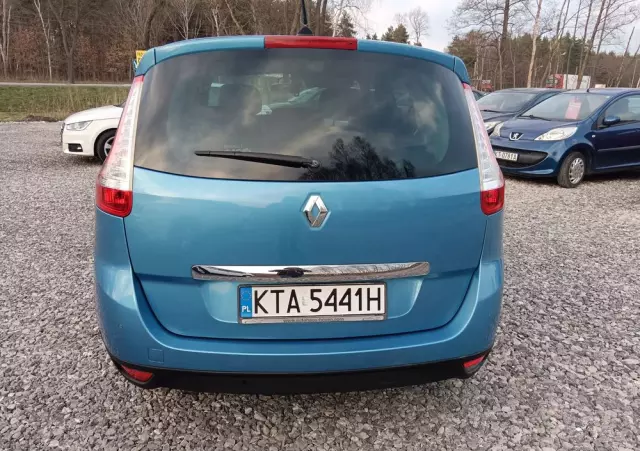 RENAULT Grand Scenic DCi 110 EDC Bose Edition