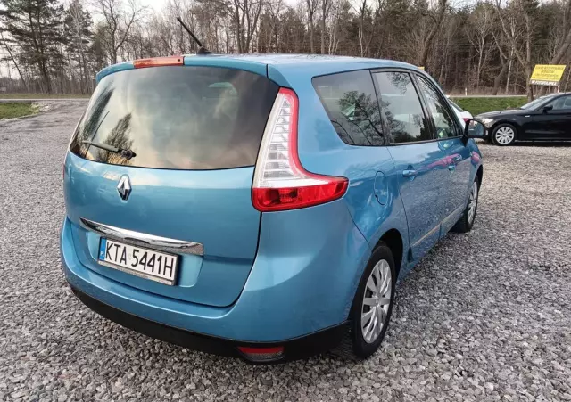 RENAULT Grand Scenic DCi 110 EDC Bose Edition