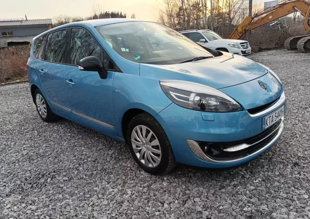 RENAULT Grand Scenic DCi 110 EDC Bose Edition