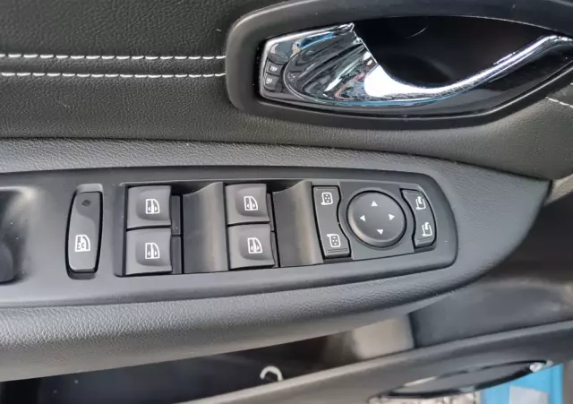 RENAULT Grand Scenic DCi 110 EDC Bose Edition