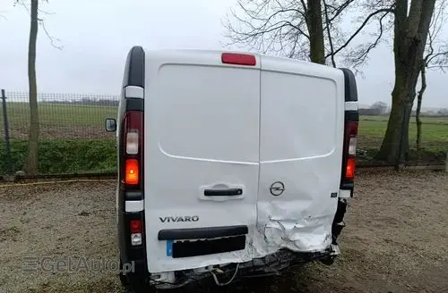 OPEL Vivaro 
