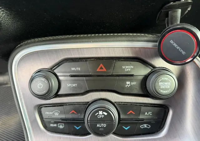 DODGE Challenger 3.6 SXT Plus
