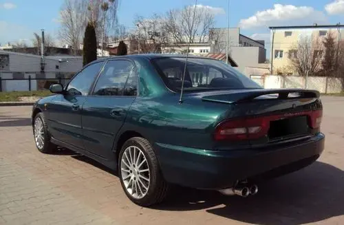 MITSUBISHI Galant 