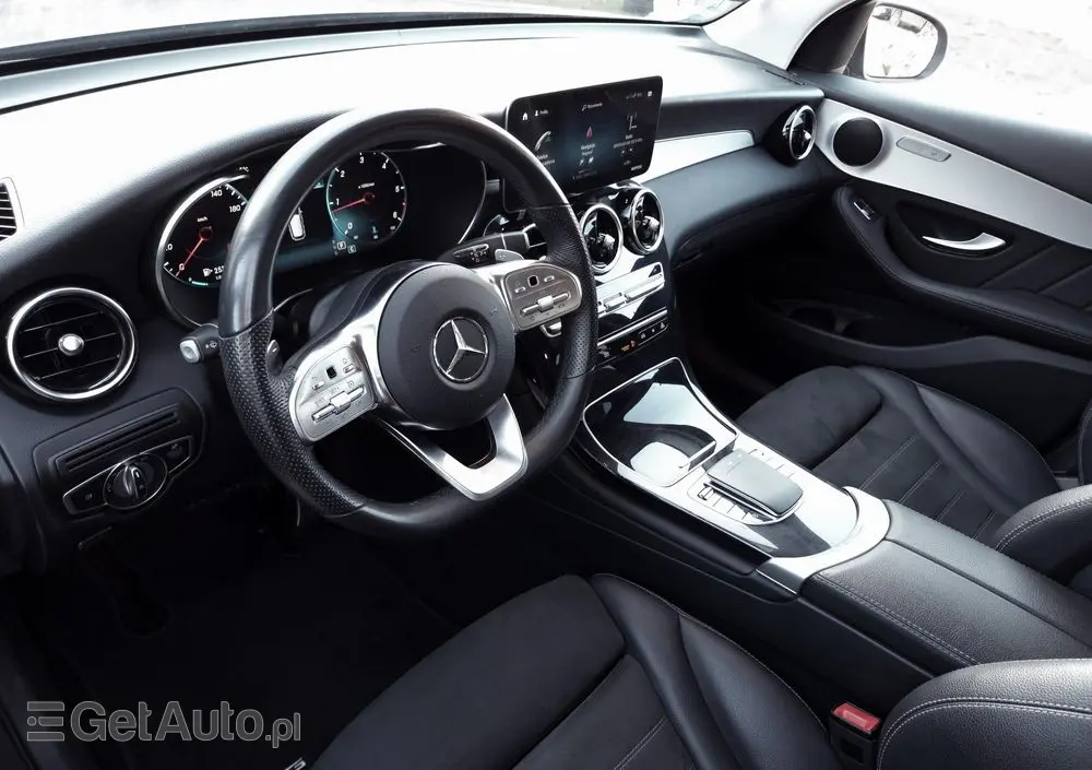 MERCEDES-BENZ GLC 220 d 4Matic 9G-TRONIC