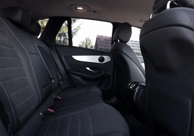 MERCEDES-BENZ GLC 220 d 4Matic 9G-TRONIC