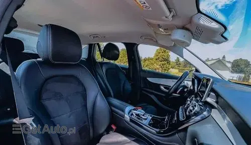 MERCEDES-BENZ GLC 