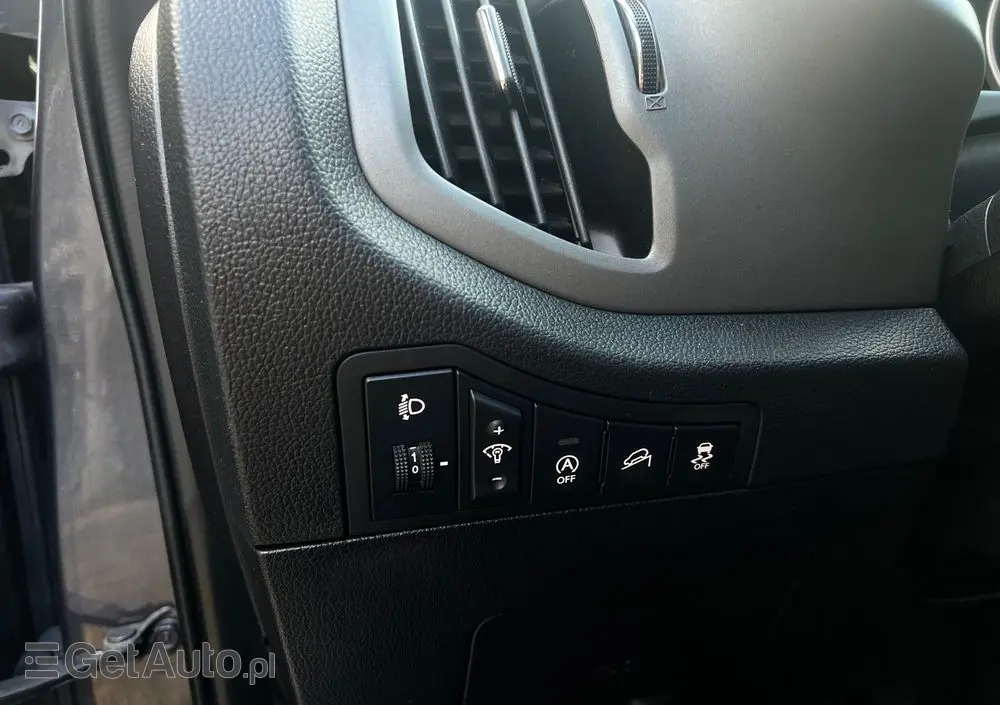 KIA Sportage 1.7 CRDI 2WD Attract