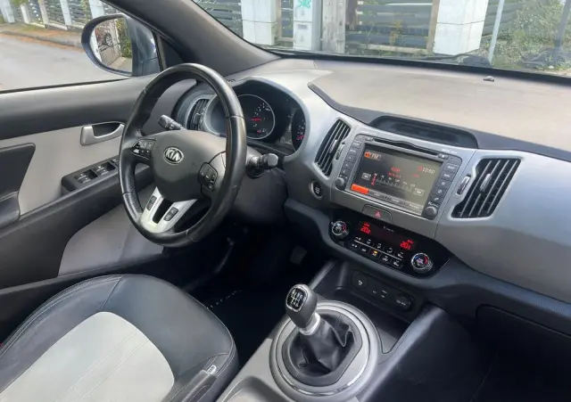 KIA Sportage 1.7 CRDI 2WD Attract