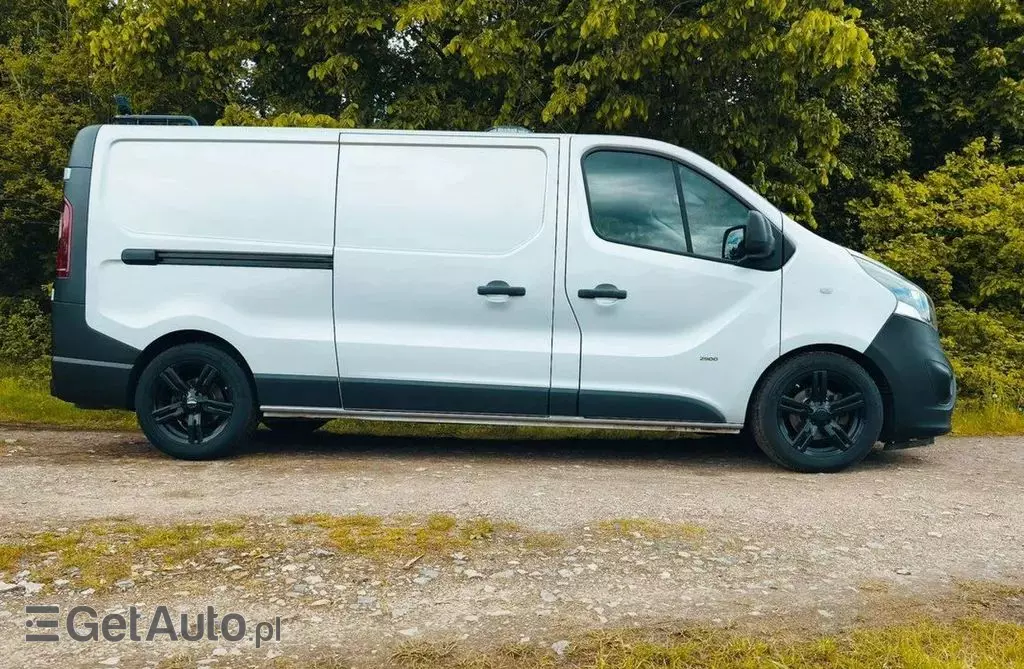 OPEL Vivaro 