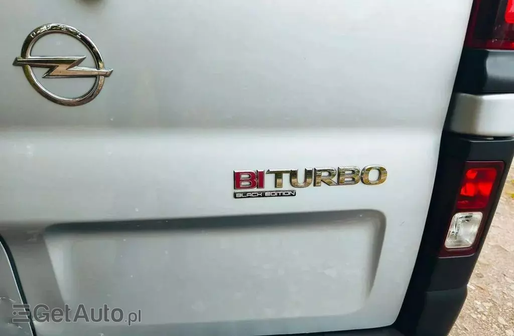 OPEL Vivaro 