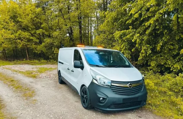 OPEL Vivaro 