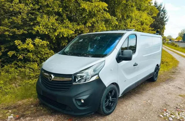 OPEL Vivaro 