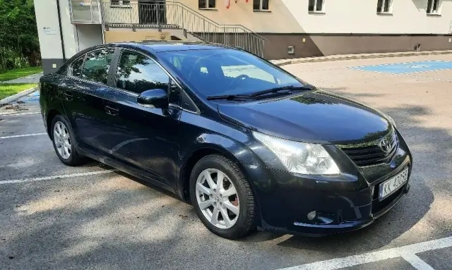 TOYOTA Avensis 2.2 D-4D Premium
