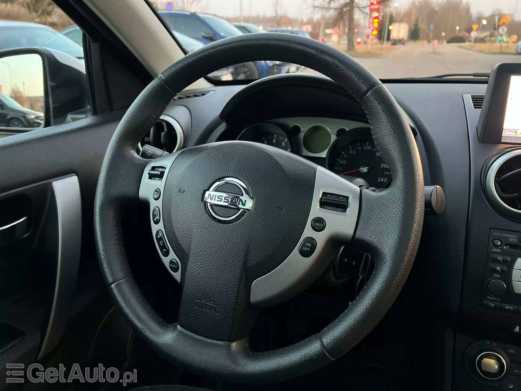 NISSAN Qashqai Visia