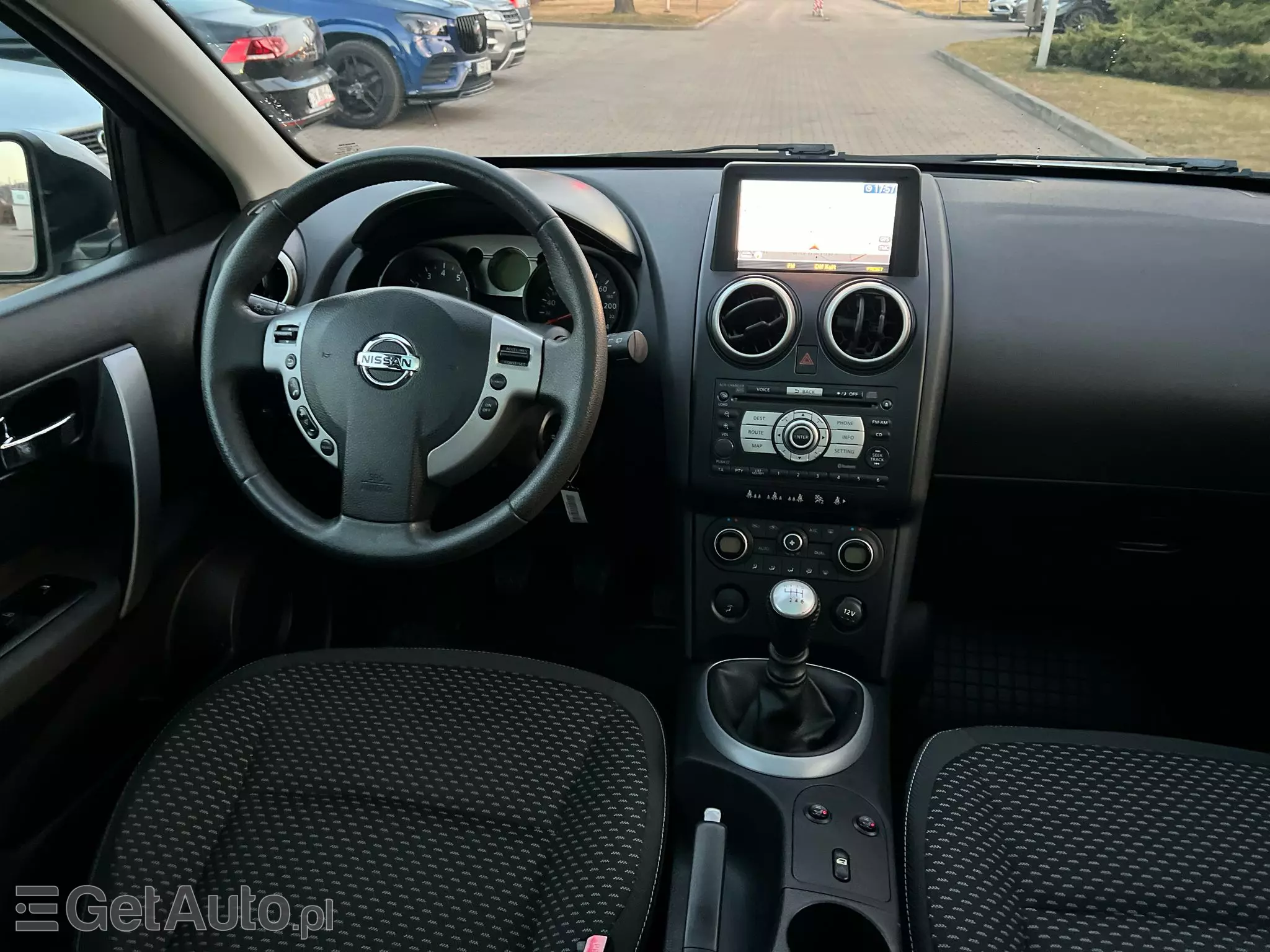 NISSAN Qashqai Visia