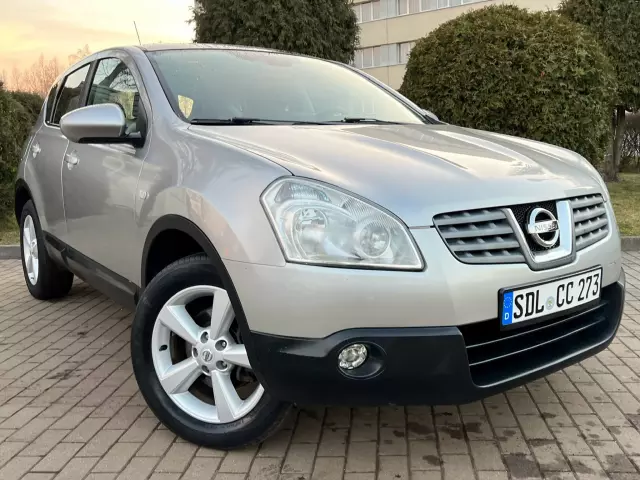 NISSAN Qashqai Visia