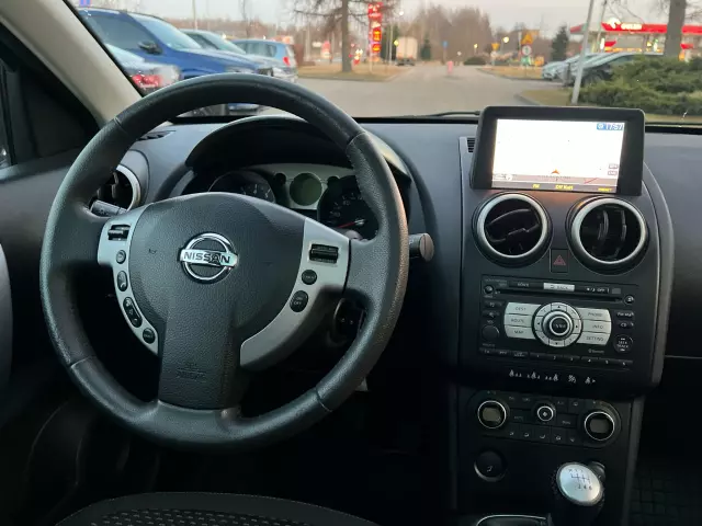 NISSAN Qashqai Visia