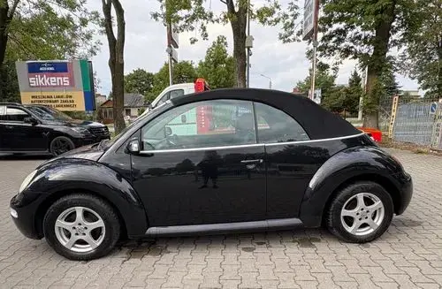 VOLKSWAGEN New Beetle 