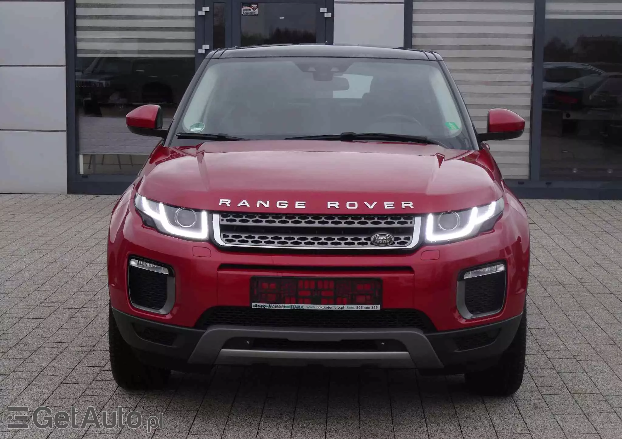 LAND ROVER Range Rover Evoque D150 R-Dynamic SE