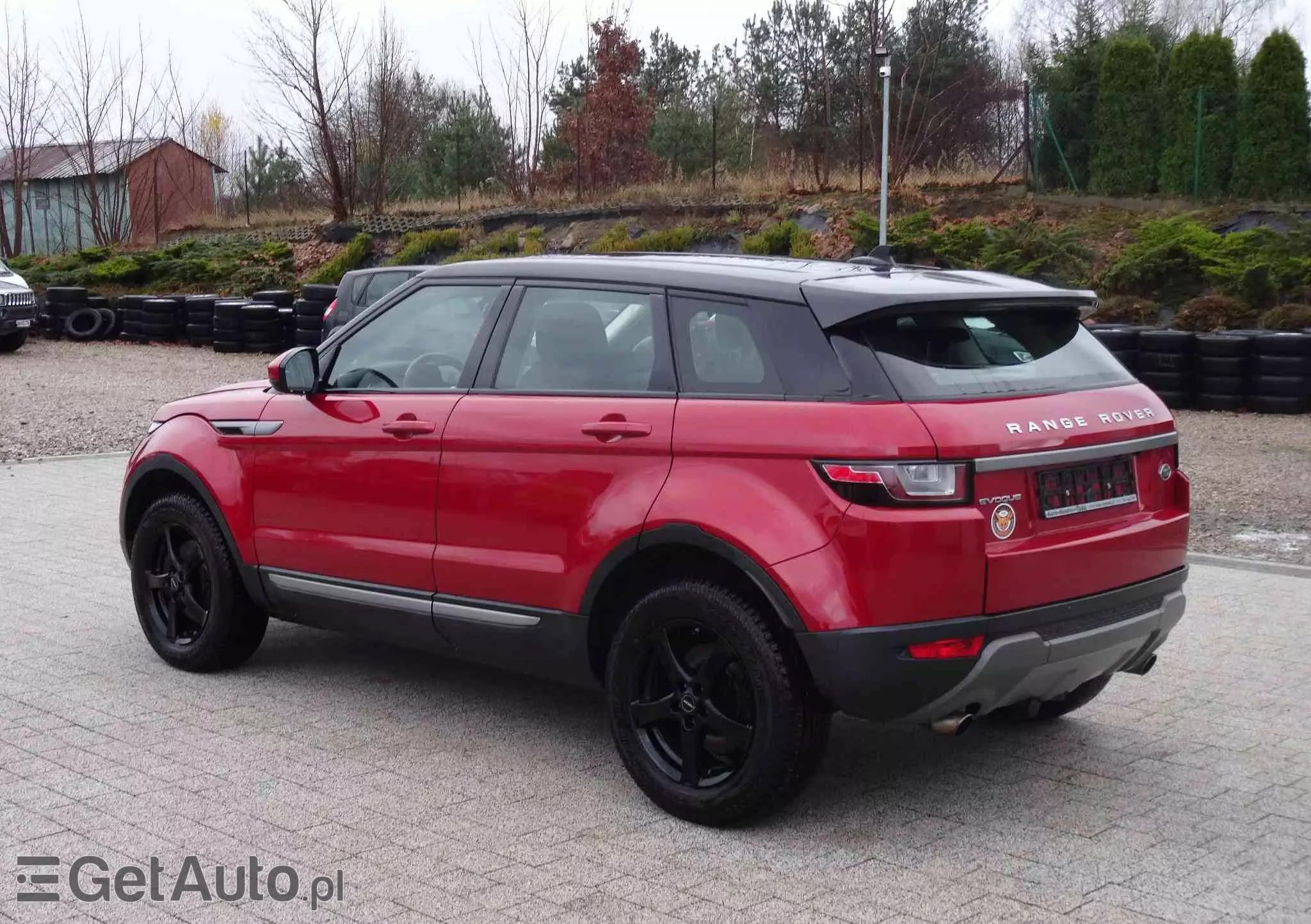 LAND ROVER Range Rover Evoque D150 R-Dynamic SE