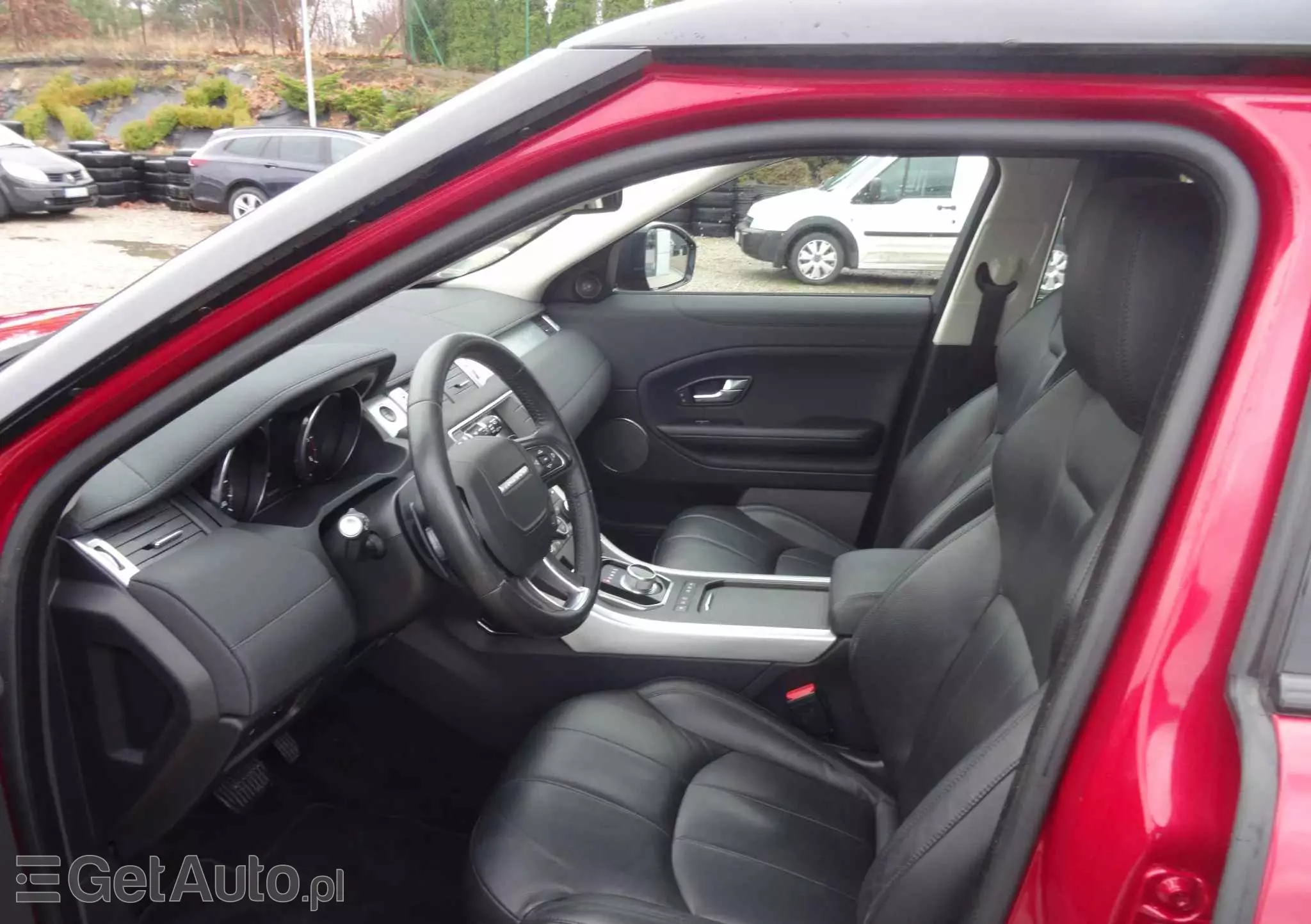 LAND ROVER Range Rover Evoque D150 R-Dynamic SE