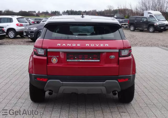 LAND ROVER Range Rover Evoque D150 R-Dynamic SE
