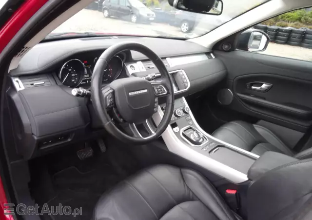 LAND ROVER Range Rover Evoque D150 R-Dynamic SE