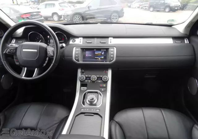 LAND ROVER Range Rover Evoque D150 R-Dynamic SE