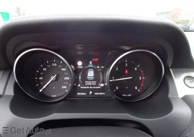 LAND ROVER Range Rover Evoque D150 R-Dynamic SE