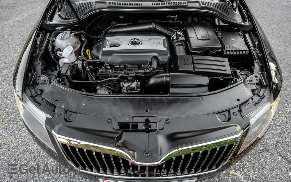 SKODA Superb 1.8 TSI 4x4 Platinum