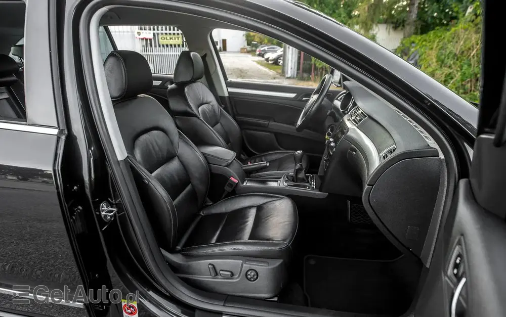 SKODA Superb 1.8 TSI 4x4 Platinum