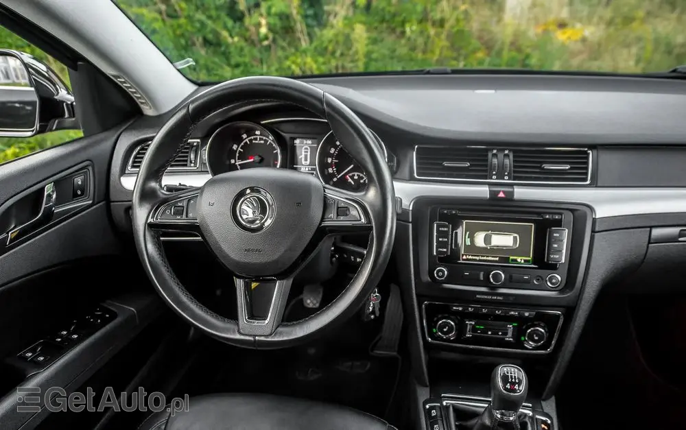 SKODA Superb 1.8 TSI 4x4 Platinum