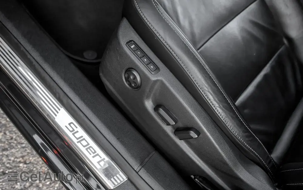 SKODA Superb 1.8 TSI 4x4 Platinum