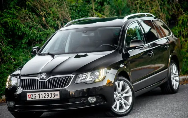 SKODA Superb 1.8 TSI 4x4 Platinum