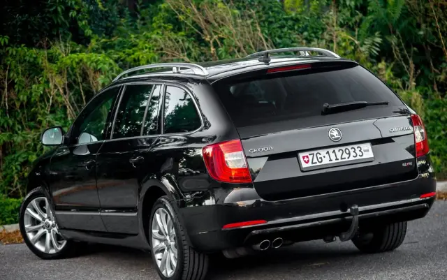 SKODA Superb 1.8 TSI 4x4 Platinum