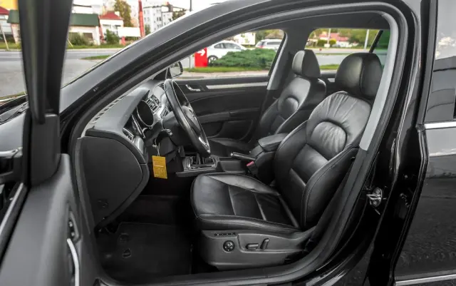 SKODA Superb 1.8 TSI 4x4 Platinum