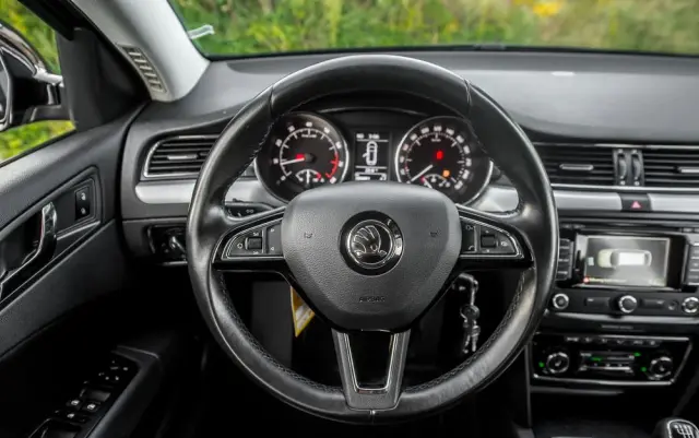 SKODA Superb 1.8 TSI 4x4 Platinum