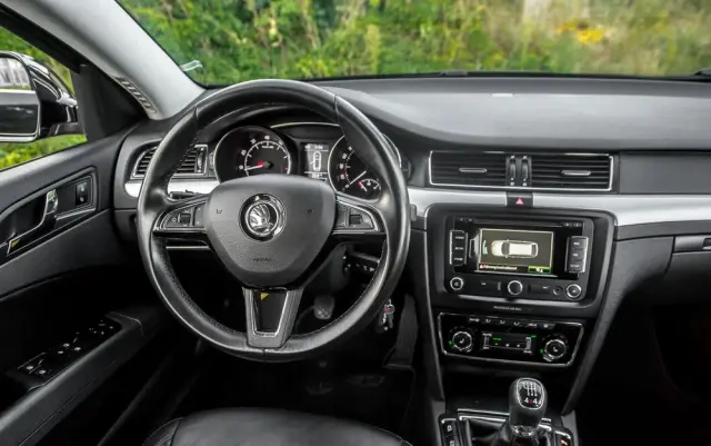 SKODA Superb 1.8 TSI 4x4 Platinum