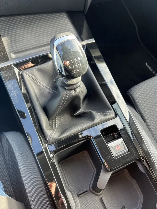 OPEL Astra Edition S&S