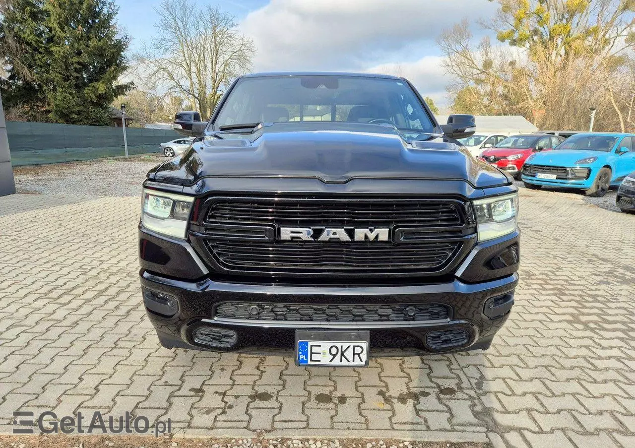 RAM 1500 Crew Cab Laramie
