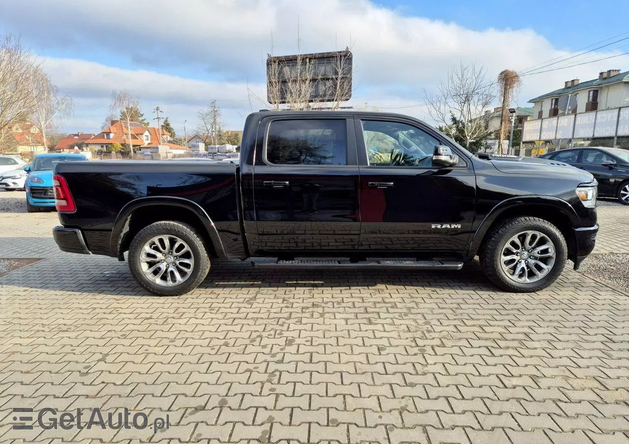 RAM 1500 Crew Cab Laramie