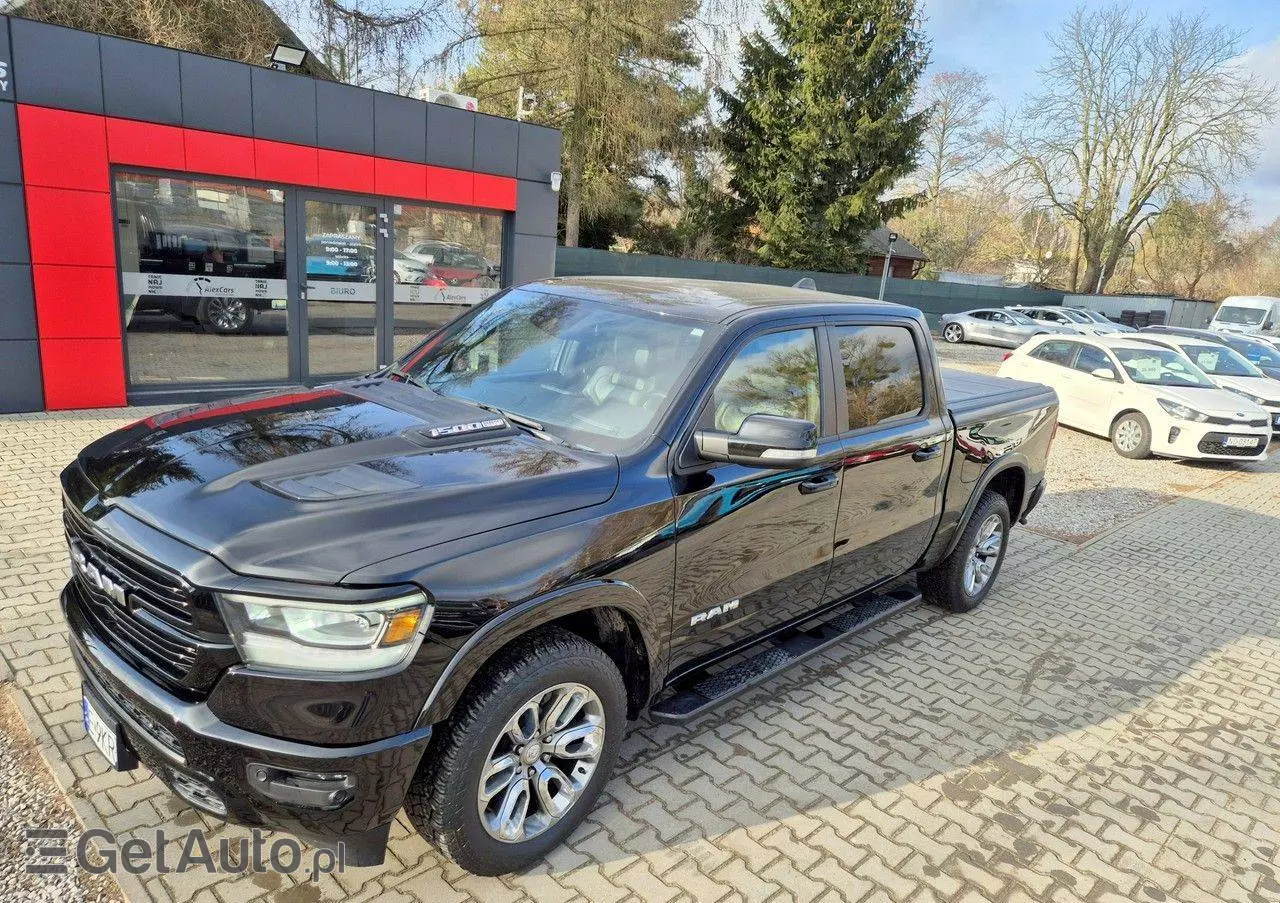 RAM 1500 Crew Cab Laramie