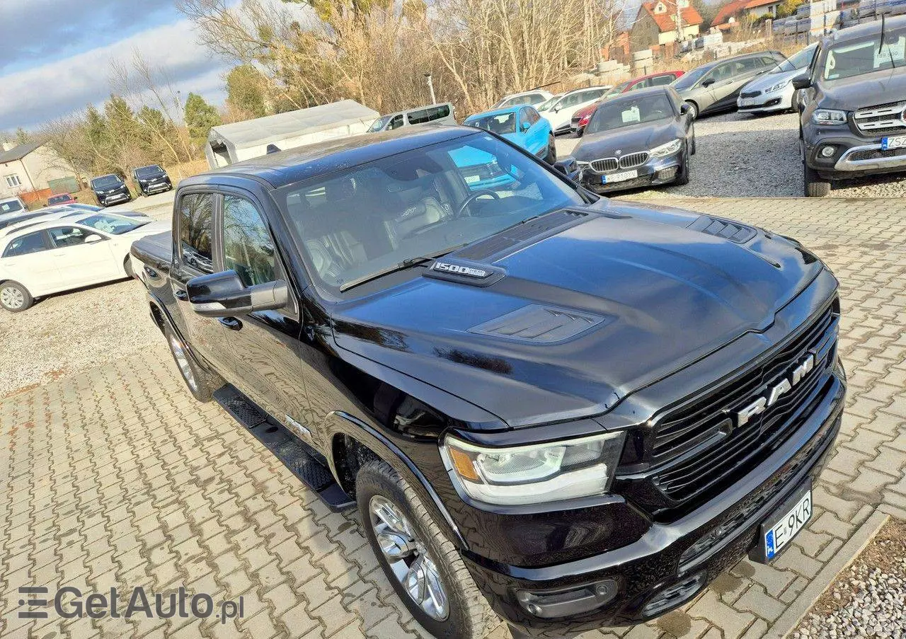 RAM 1500 Crew Cab Laramie