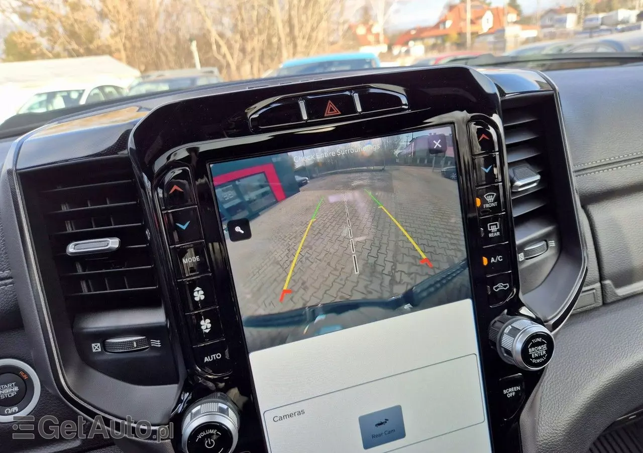 RAM 1500 Crew Cab Laramie