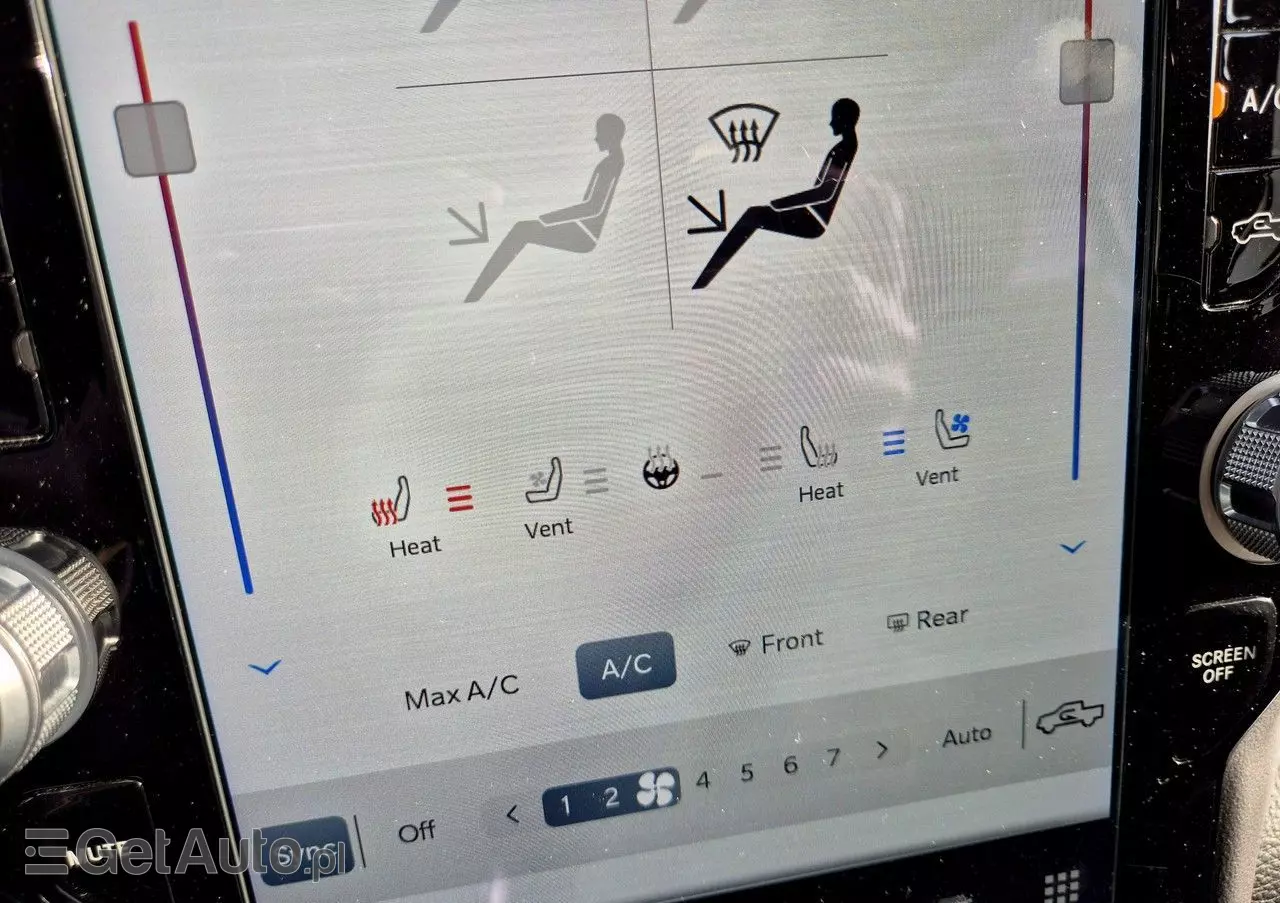 RAM 1500 Crew Cab Laramie